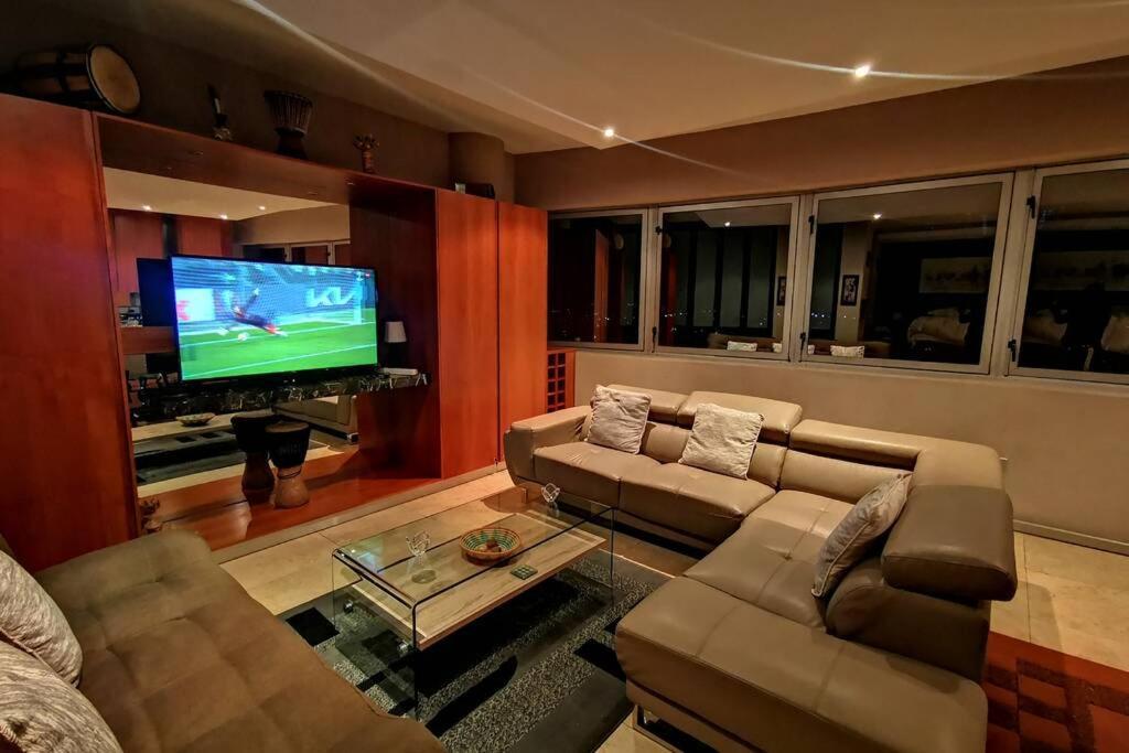 1507-Amazing Views & Unique Joburg Cbd Luxury Appartement Johannesburg Buitenkant foto